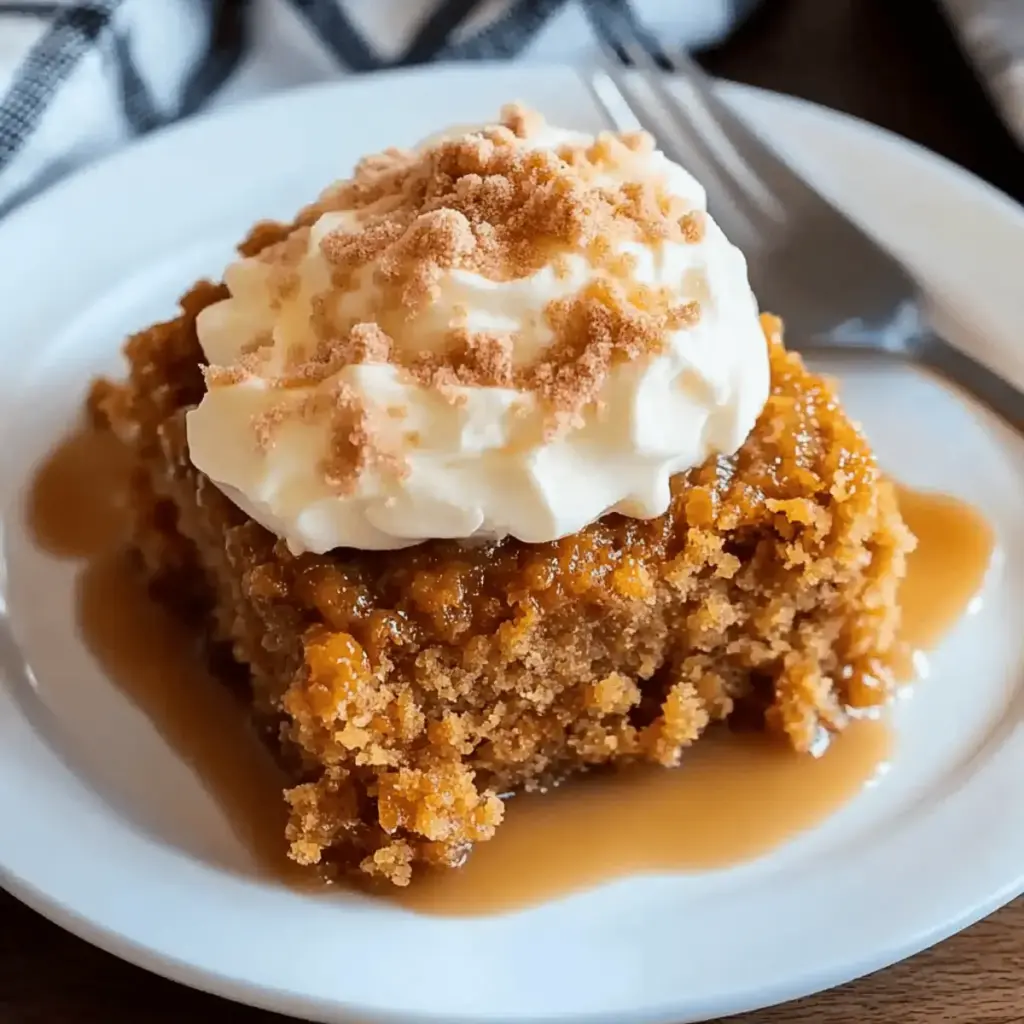Sweet Crockpot Pumpkin Spice Cake