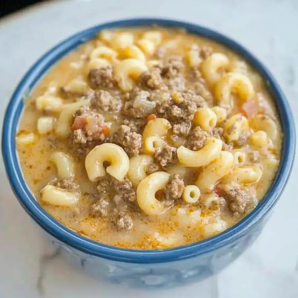 Crock Pot Macaroni Cheeseburger Soup